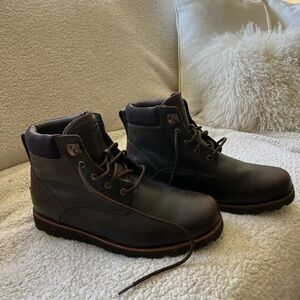 UGG Men's Chocolate Leather Boots